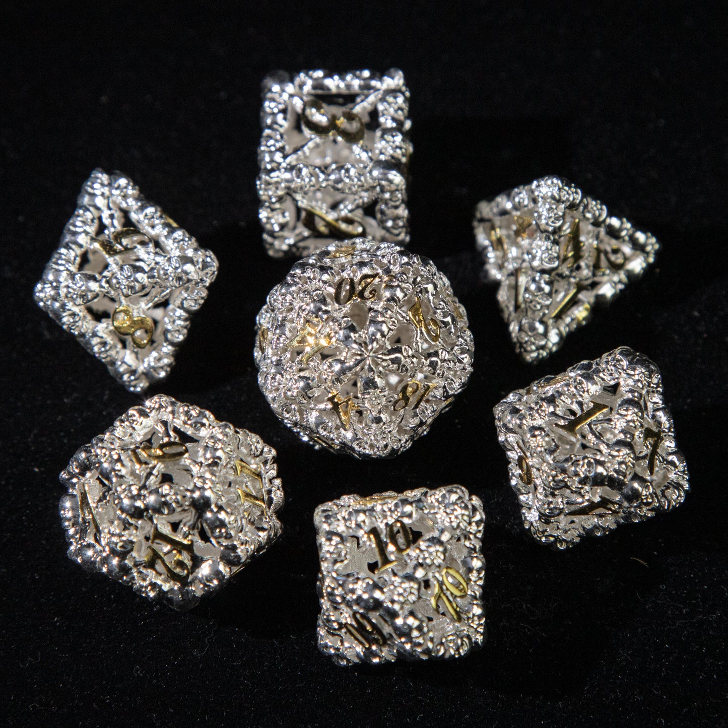 D&D Hollowed Metal Dice Set Cthulhu (White and Yellow)