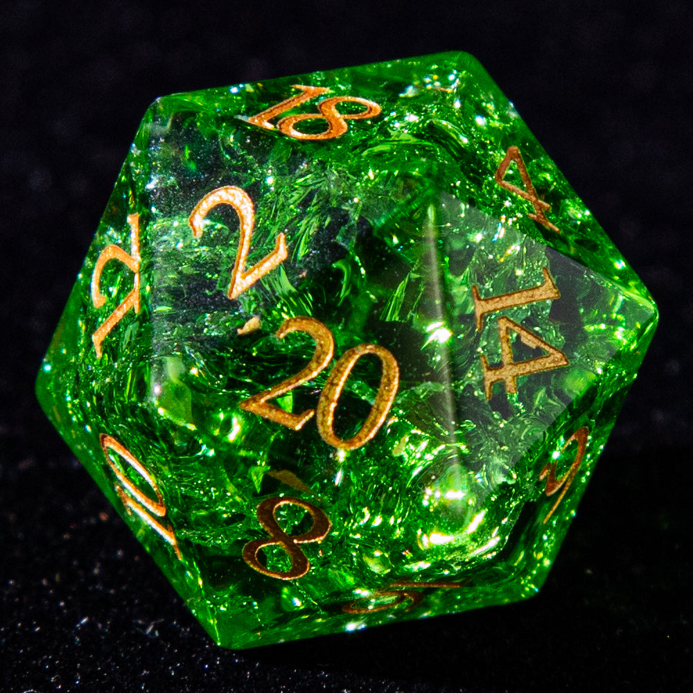 Sanseking D&D Internally fragmented Glass Engraved Dice Set (Green)
