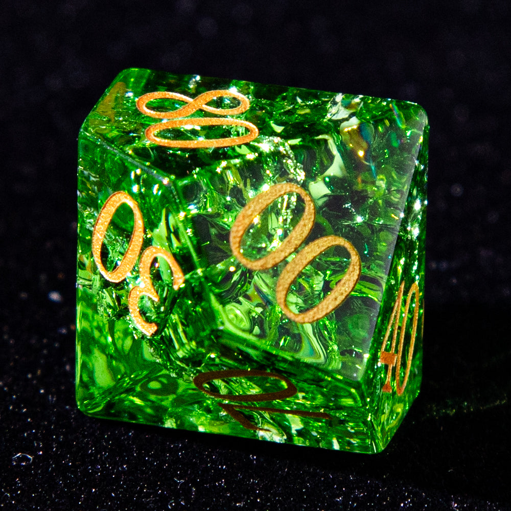 Sanseking D&D Internally fragmented Glass Engraved Dice Set (Green)