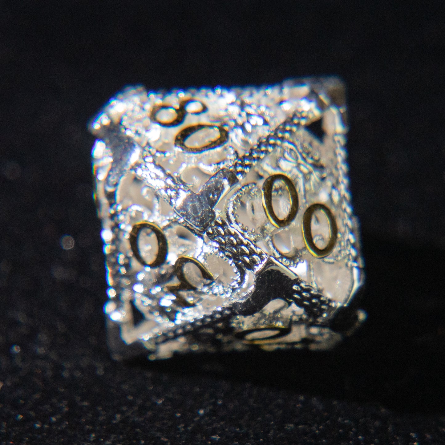 D&D Hollowed Metal Dice Set Cthulhu  (White and Yellow)