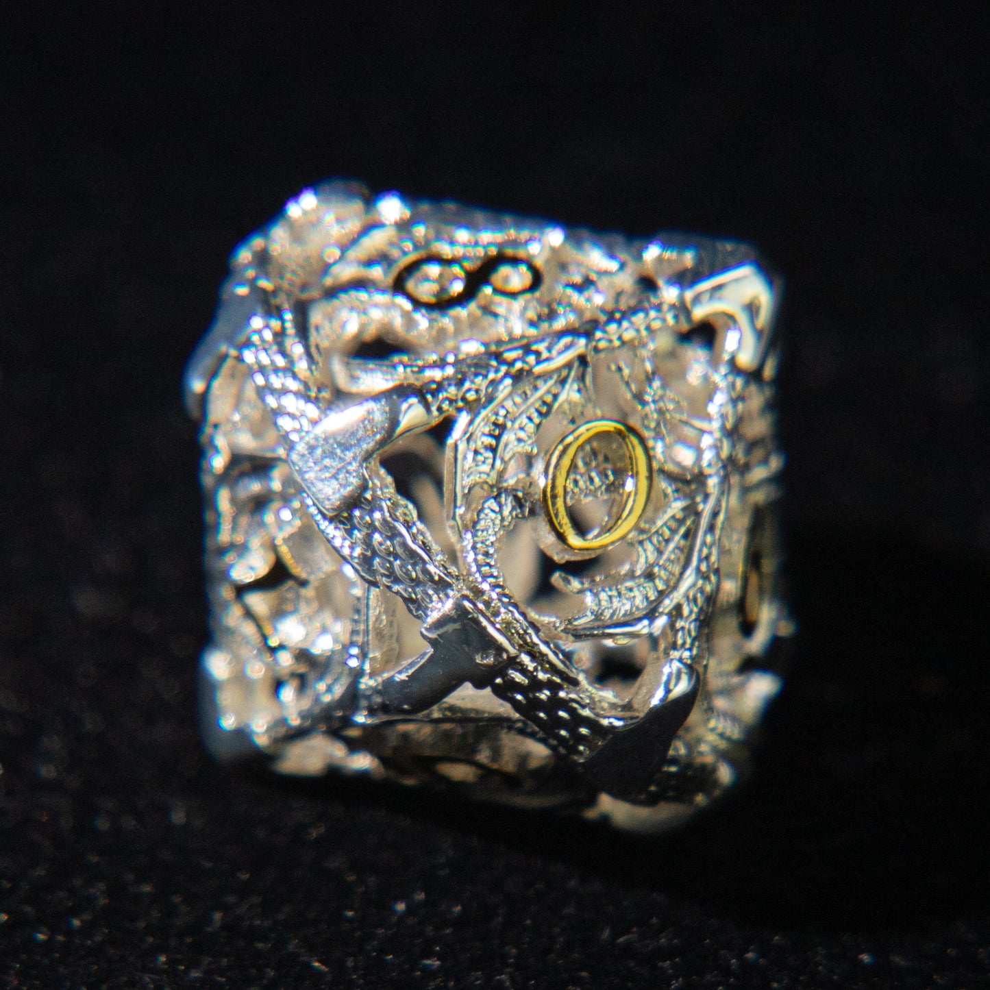 D&D Hollowed Metal Dice Set Cthulhu (Light Yellow)