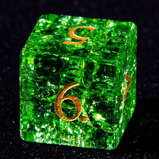 D&D Internally fragmented Glass Engraved Dice Set (Green)