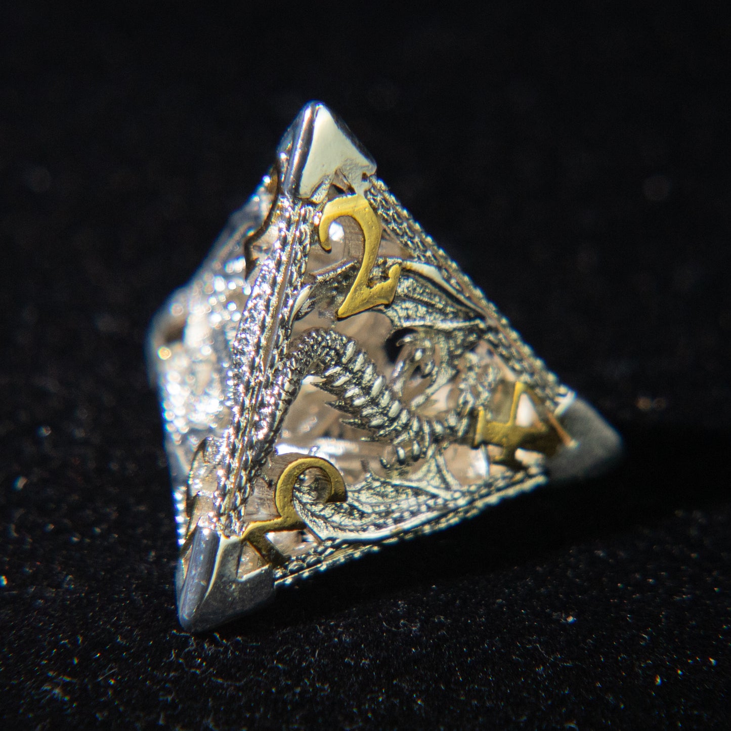 D&D Hollowed Metal Dice Set Cthulhu (Light Yellow)