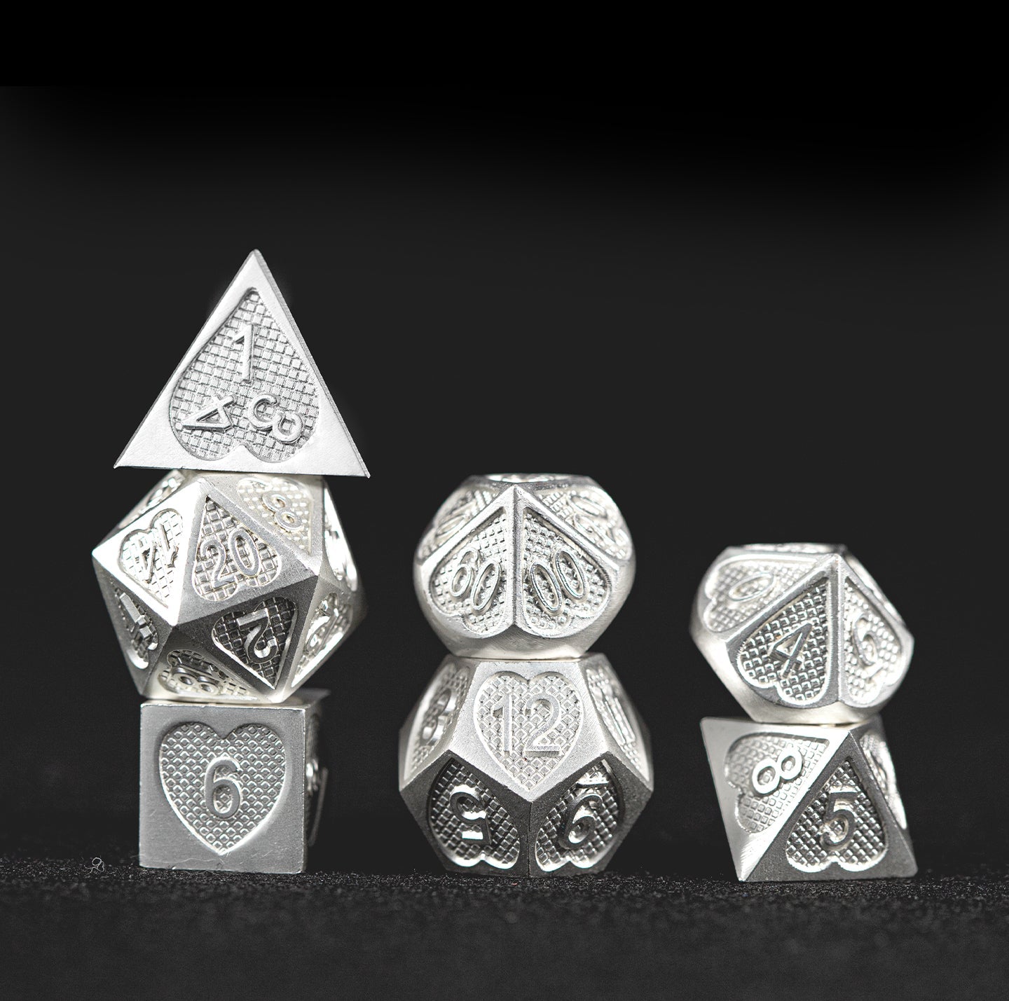 Ensemble de 7 dés polyédriques de base de l'Empereur Blanc 