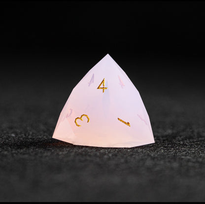 Ensemble de 7 dés en opale rose taillée en diamant 