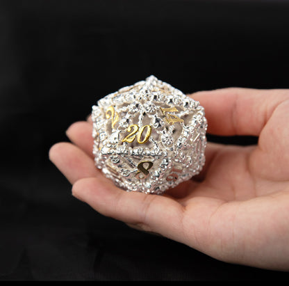 中空白翡翠 D20 — 41 mm 