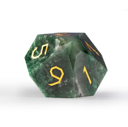 Ensemble de 7 dés en jade africain taillé en diamant 