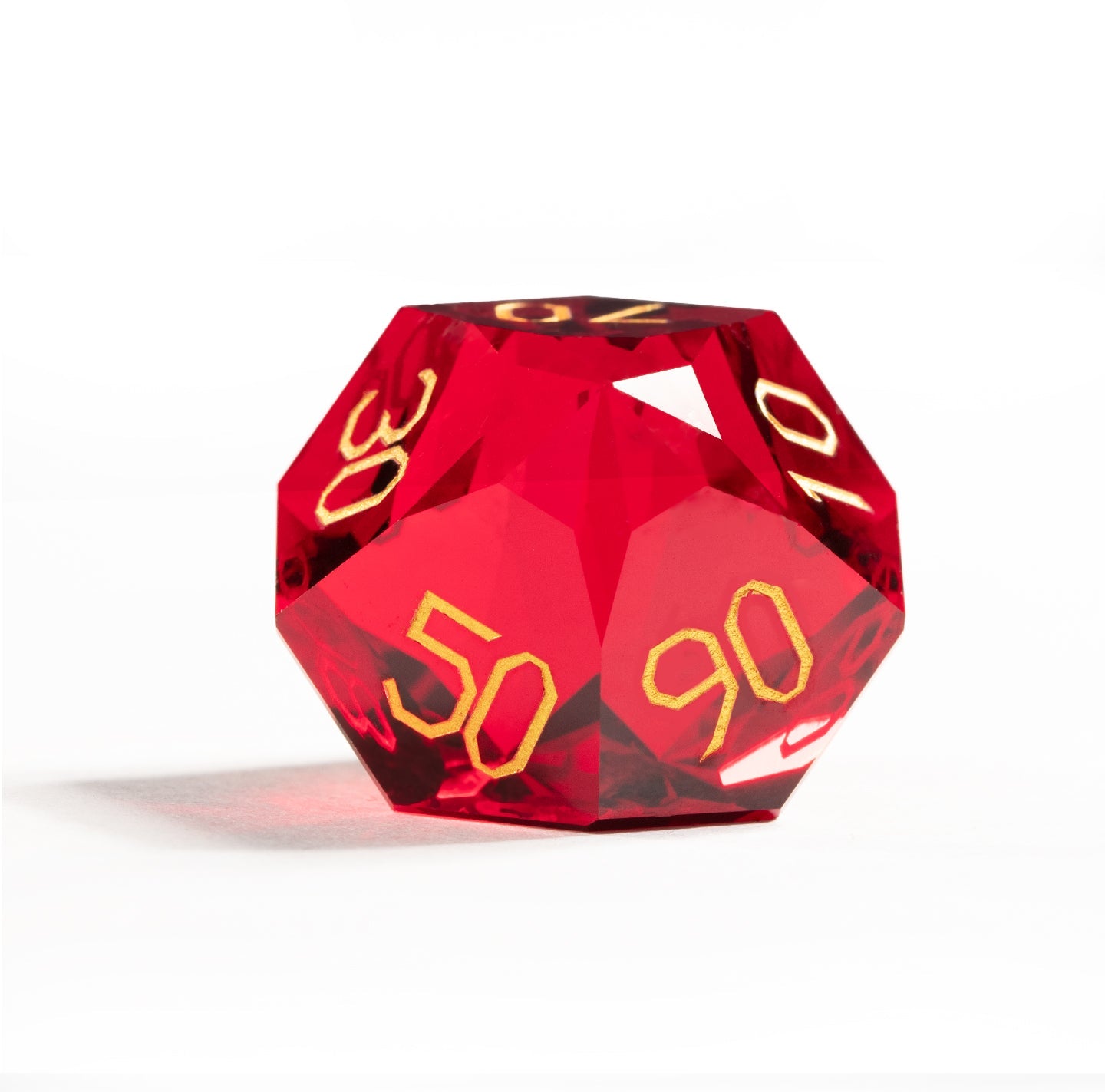 Ensemble de 7 dés en cristal rouge taillé en diamant 