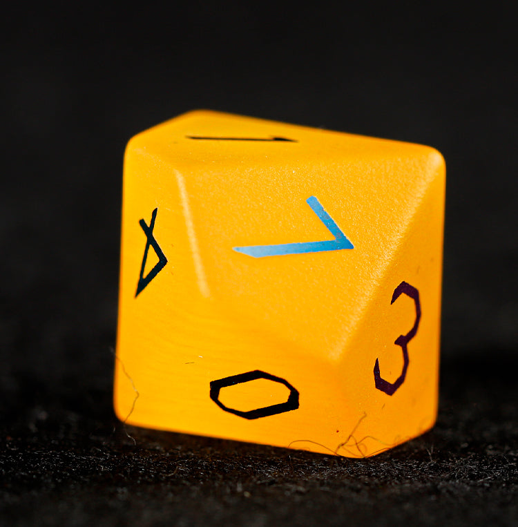 Ensemble de 7 dés polyédriques plaqués œil de chat doré 