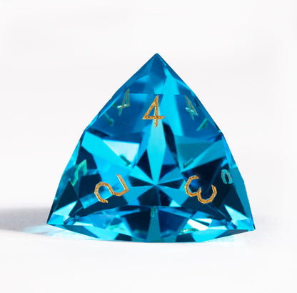 Ensemble de 7 dés en cristal bleu mer taillé en diamant 