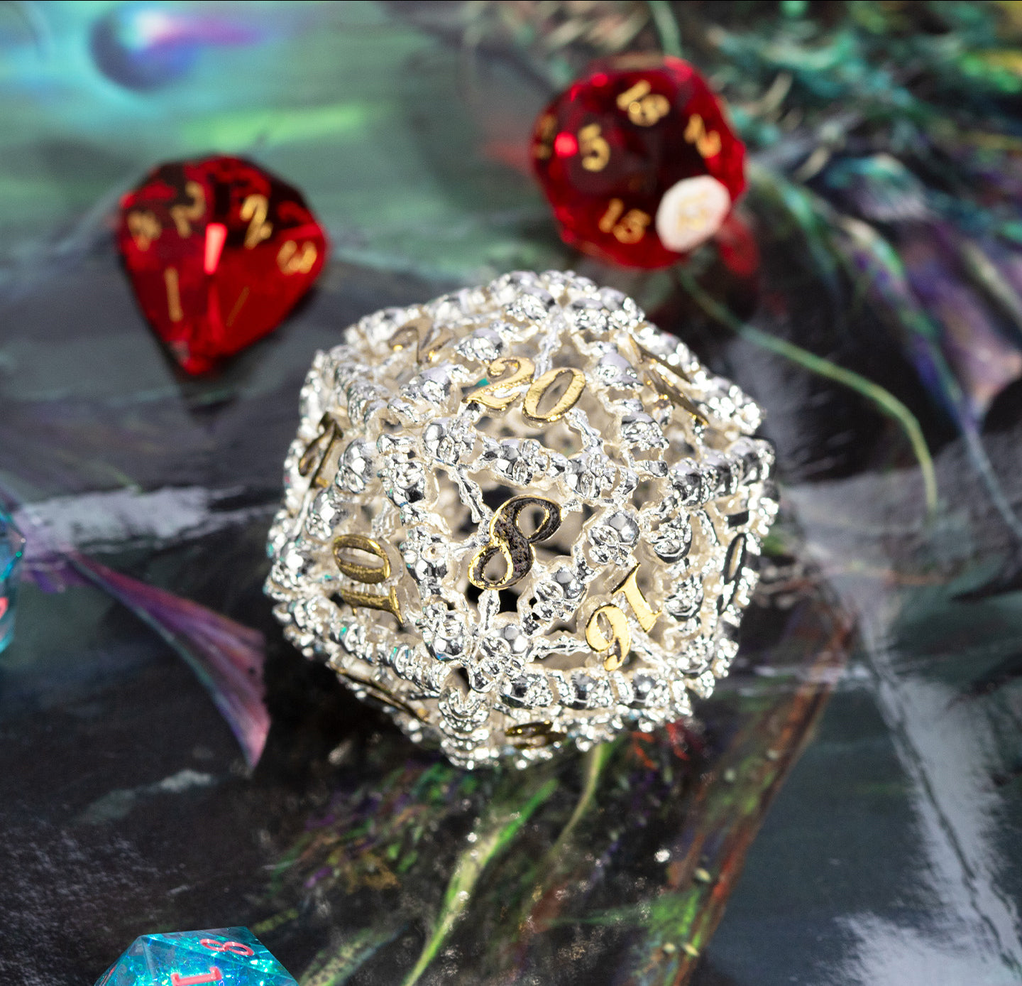 中空白翡翠 D20 — 41 mm 