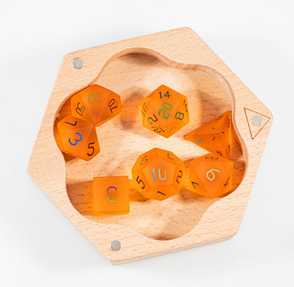 Ensemble de 7 dés polyédriques en verre plaqué orange ambré 