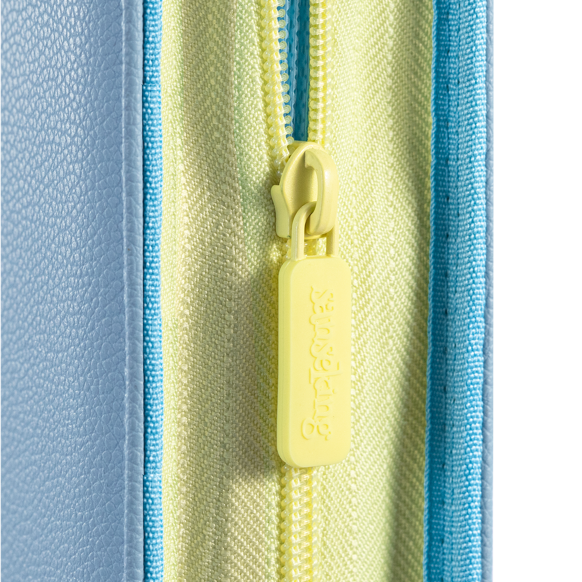 AXIS-05 4/9/12-Pocket Blue Trading Card Binder