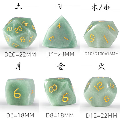 Ensemble de 7 dés en aventurine verte taillée en diamant 