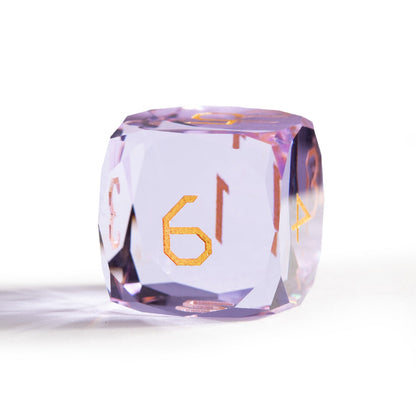 Ensemble de 7 dés en verre améthyste taillé en diamant 