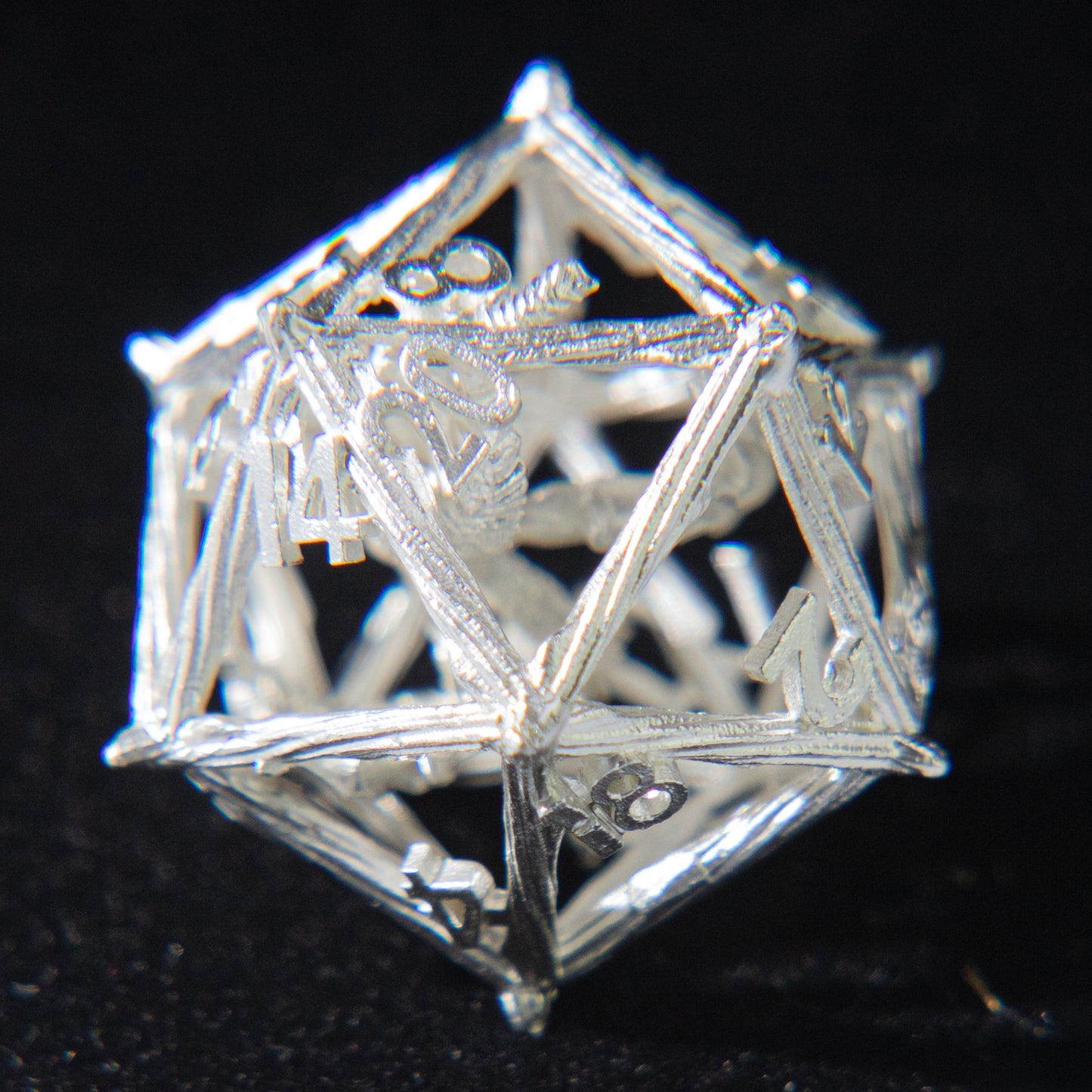 D&D Hollowed Metal Dice Set Cthulhu (White）