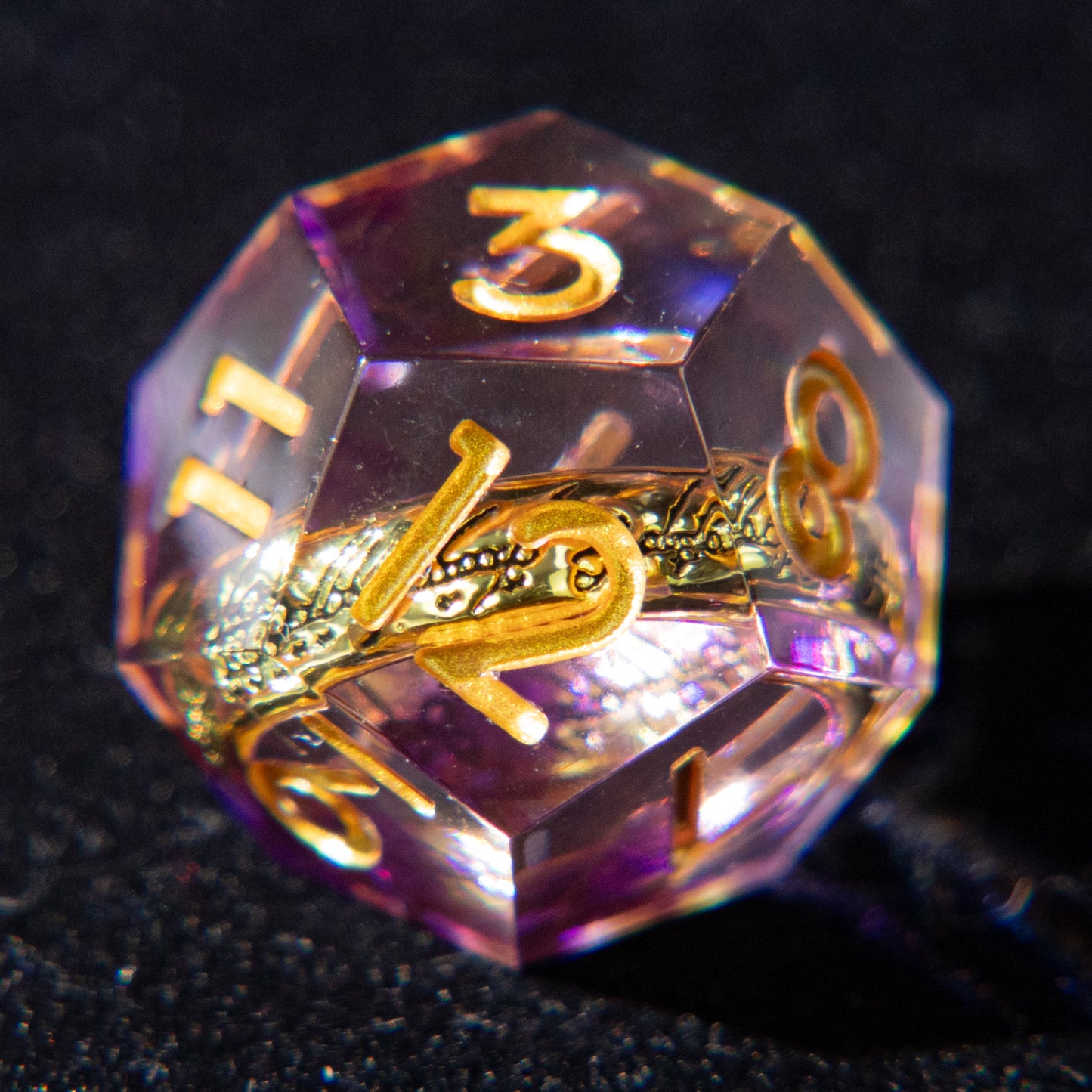 D&D Multi-faceted Resin Dice Set (Purple and Gold）