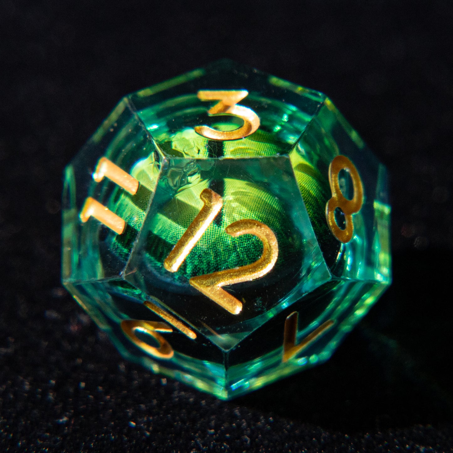 D&D Multi-faceted Resin Dice Set  (Green Dragon Eye）