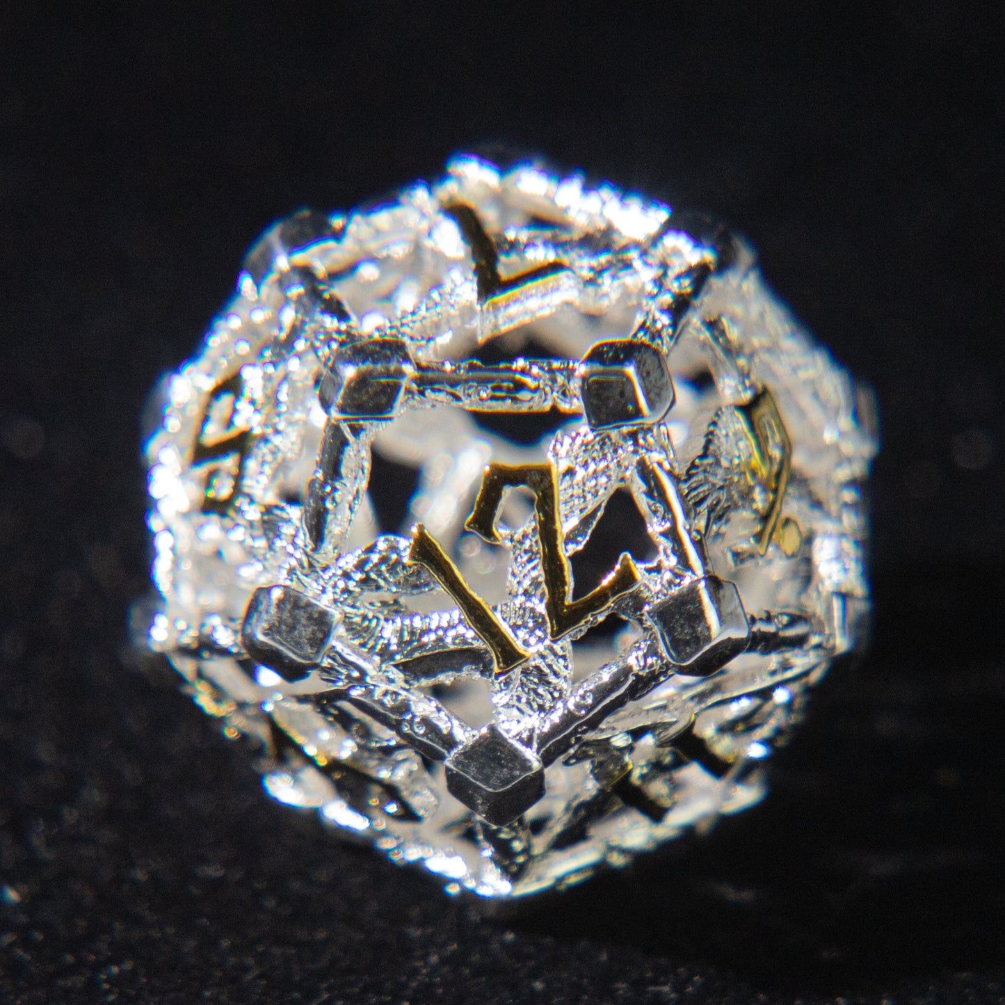 D&D Hollowed Metal Dice Set Cthulhu (Silver）