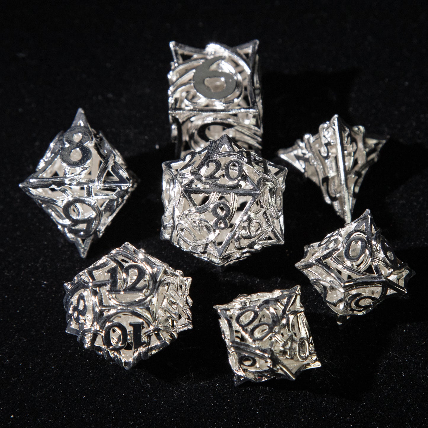 D&D Hollowed Metal Dice Set Cthulhu (White）