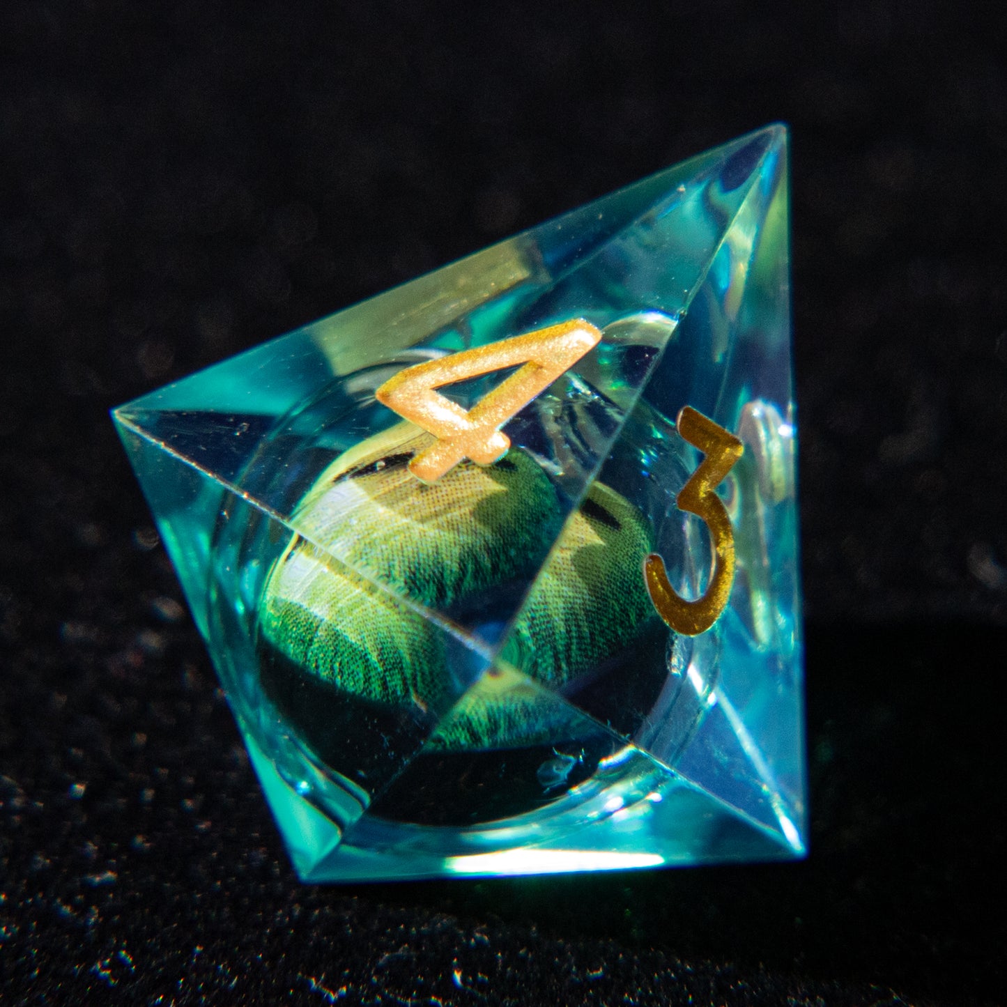 D&D Multi-faceted Resin Dice Set  (Green Dragon Eye）