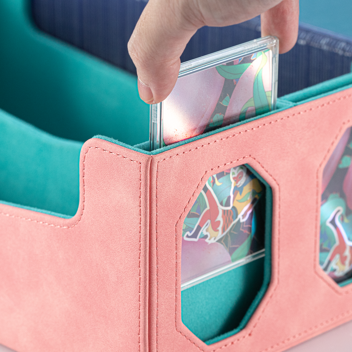 1800+ Large-Capacity Card Storage Case
