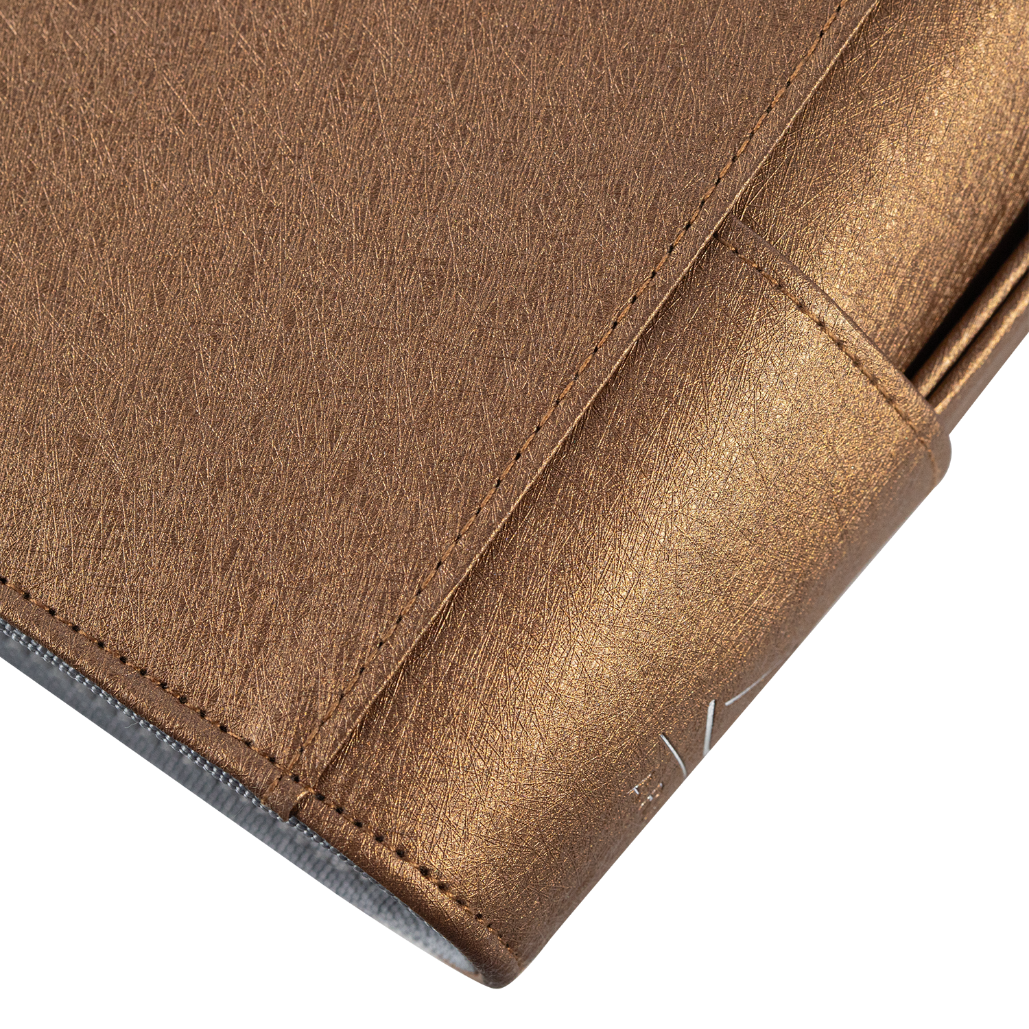 ARK-05 rounded corner and stitching detail