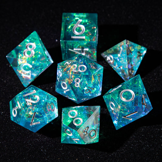 D&D Multi-faceted Resin Dice Set (Ice Blue）