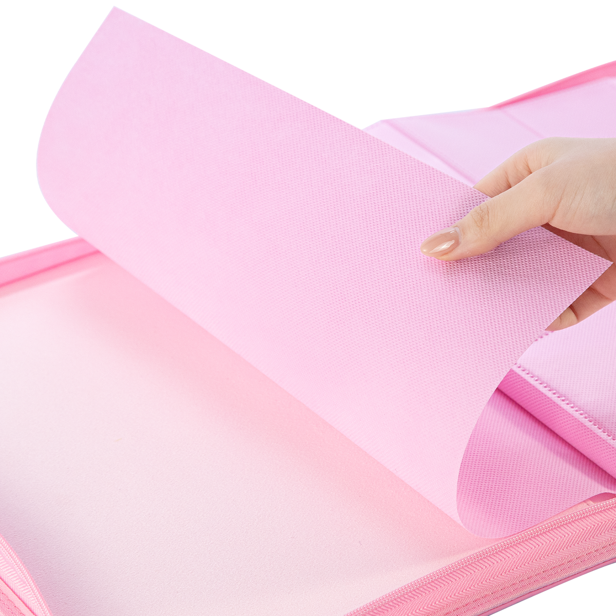 Protective inner lining inside the Pink SAKURA card binder