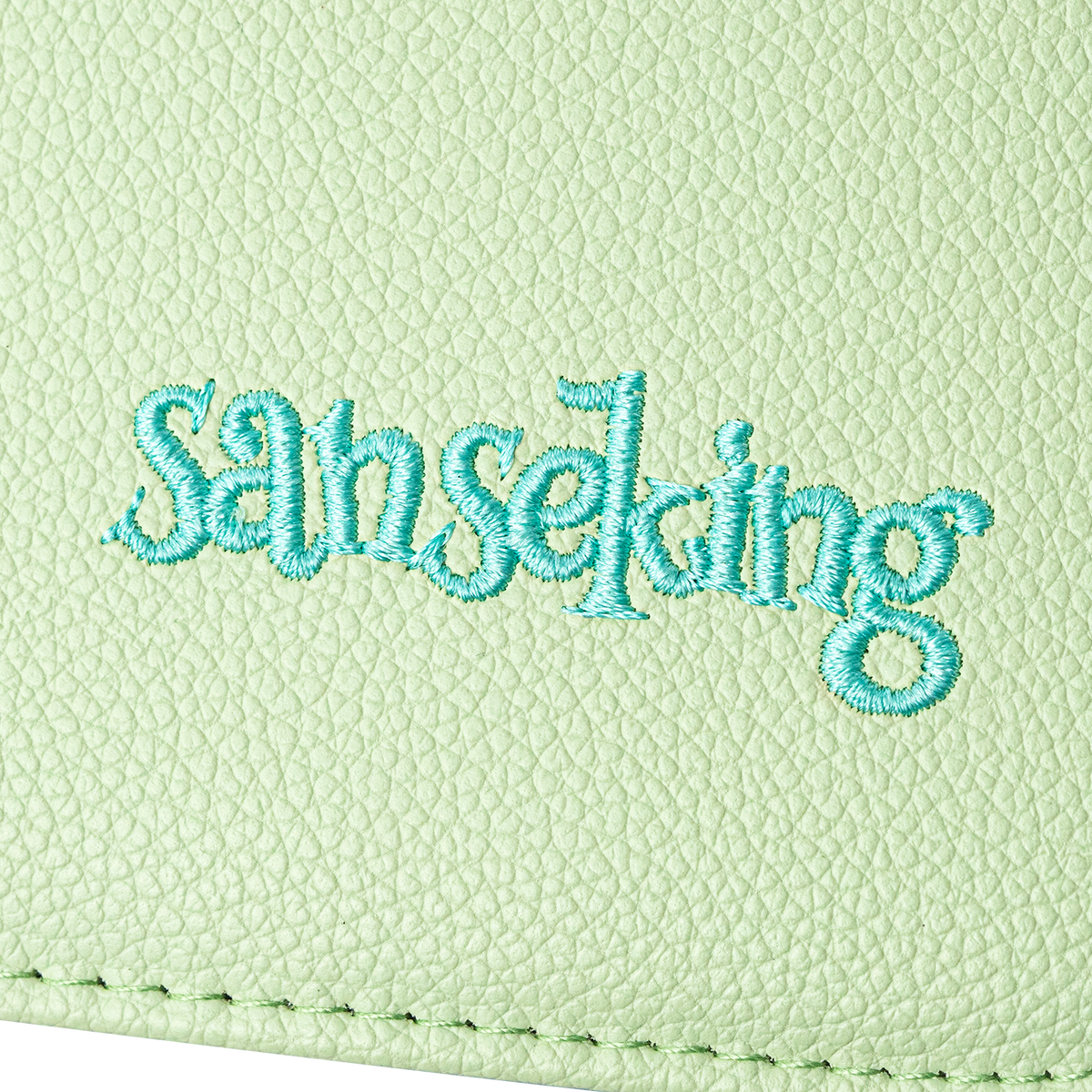 Sanseking AXIS-SK Light Green 4-pocket trading card binder embroidered Sanseking logo
