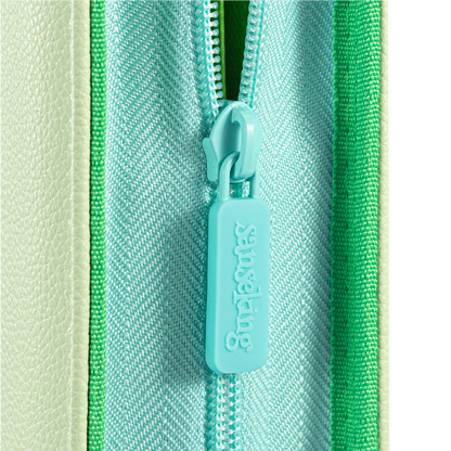 Sanseking AXIS-SK Light Green 9-pocket trading card binder custom smooth zipper close-up