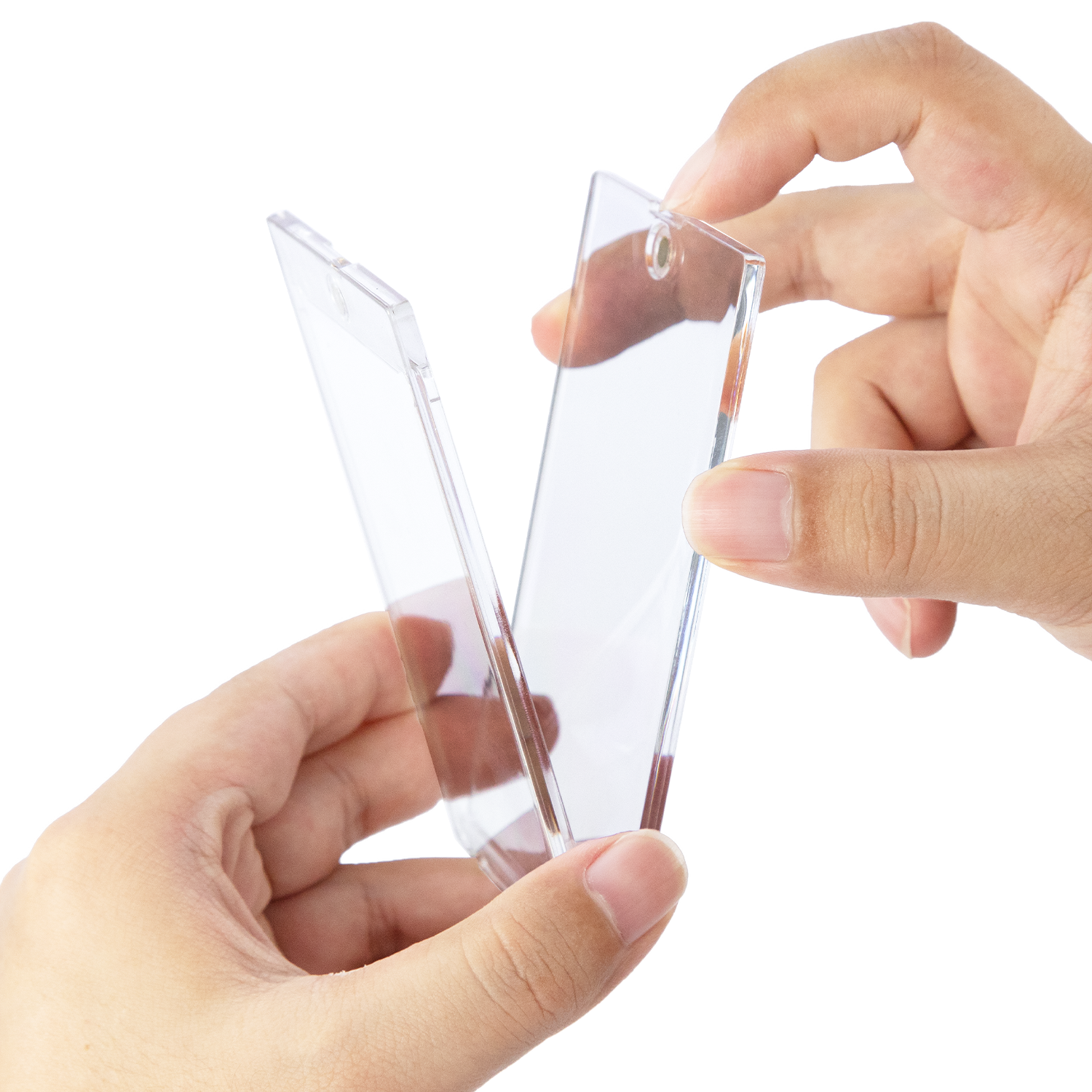 Clear Sanseking 35PT magnetic card holder for trading cards - view 1