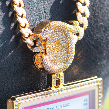 Close-up of Radiance pendant chain, clasp and stone accents