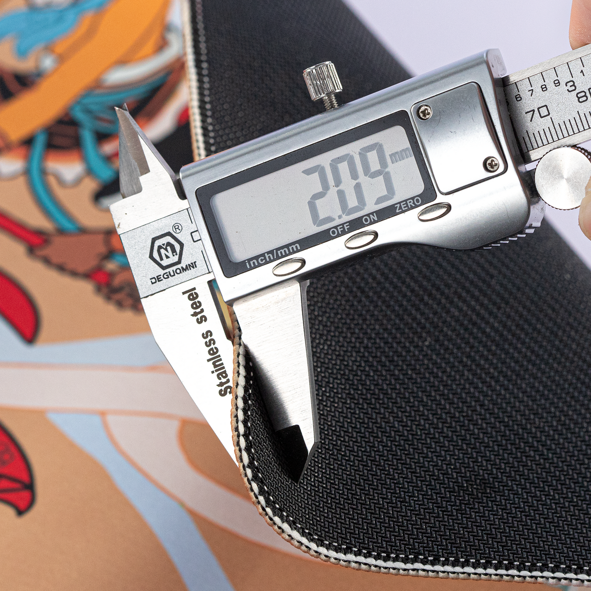 Three Battles with the White Bone Demon playmat edge thickness measurement